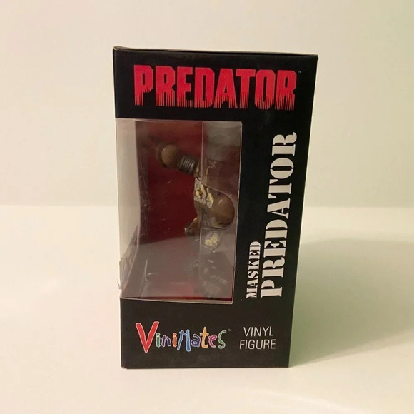 2016 Masked Predator  Vinyl Figure Vinimates Diamond Select Toys - Picture 6 of 12